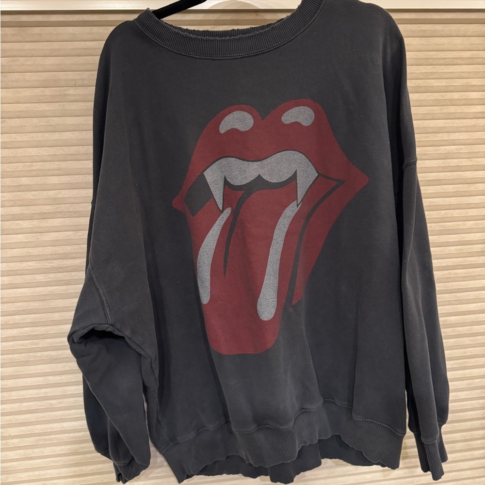American Eagle Outfitters Graphic Black and Red Crewneck Sweater